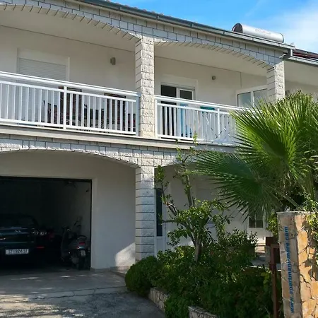 House Mare トロギール